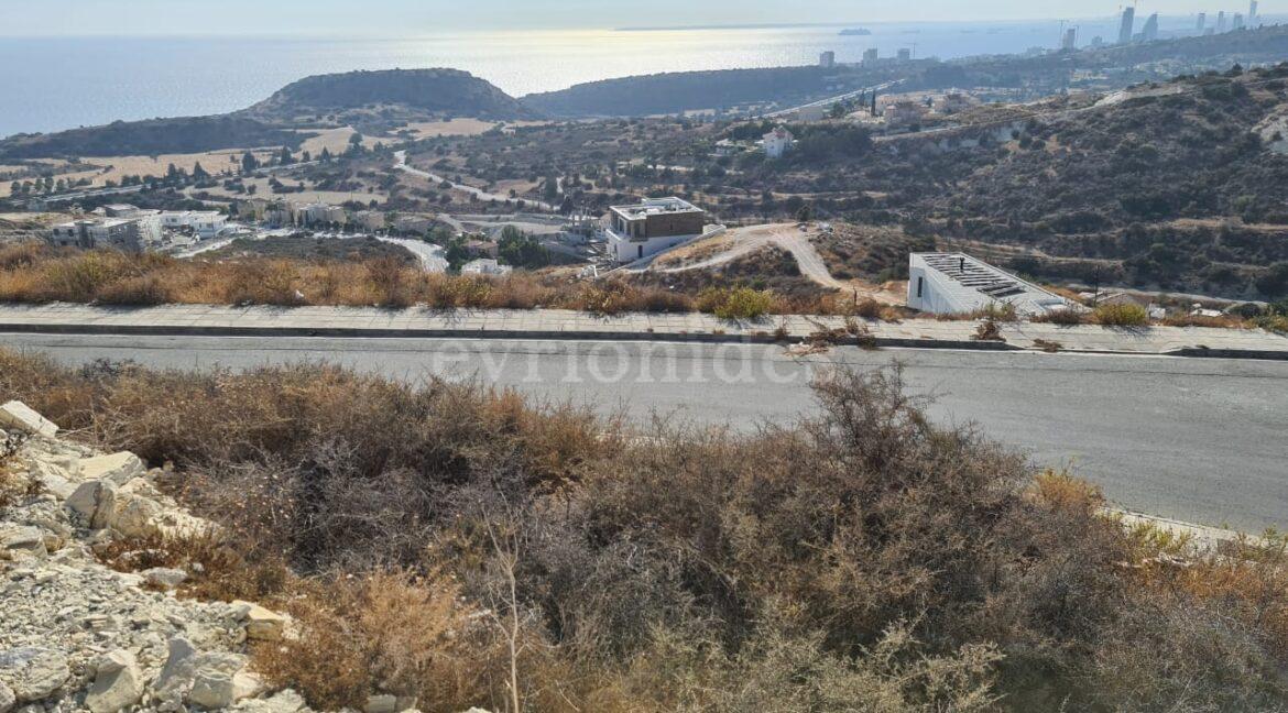 Plot Of Land In Agios Tychonas Hills With Sea View (1)